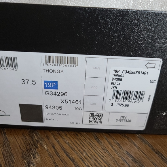 Chanel CC Thong Cage Sandals, 37.5 NIB - Picture 6 of 6